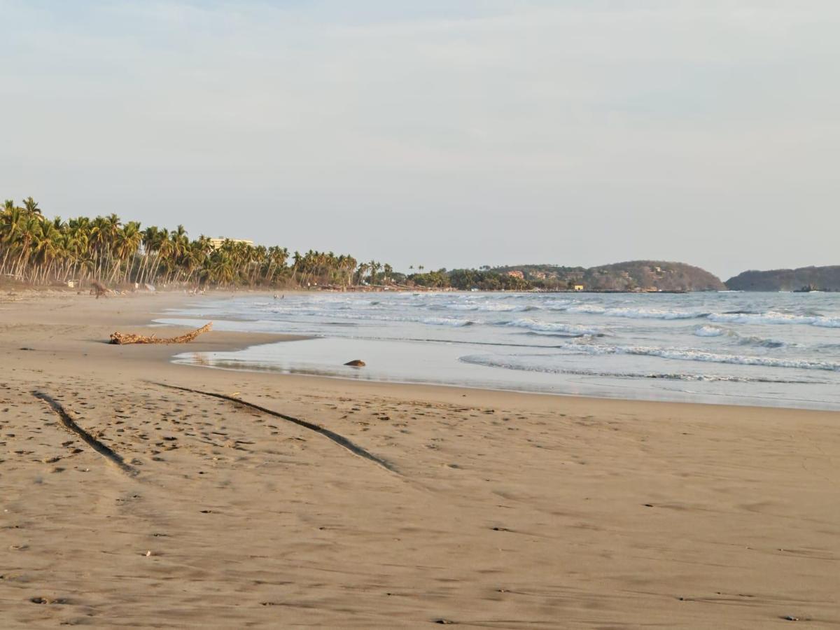 Posada Playa Linda Ixtapa  Exterior photo